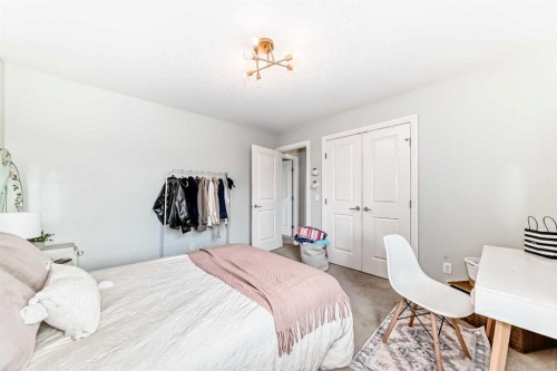 136 Stonemere Close, Chestermere, AB 