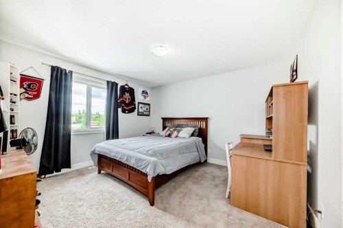 136 Stonemere Close, Chestermere, AB 