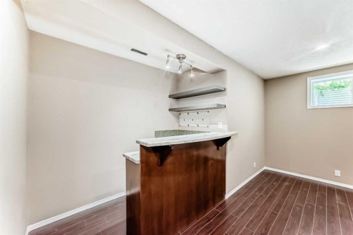 10 Hidden Creek Heights Nw, Calgary, AB 