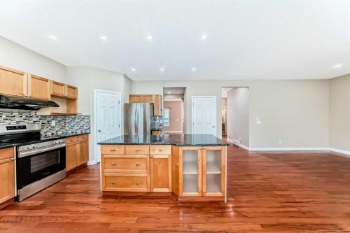 10 Hidden Creek Heights Nw, Calgary, AB 