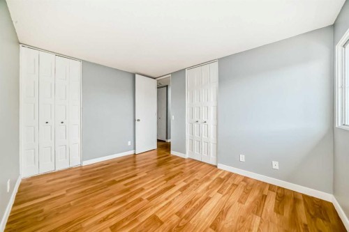 232 Marlborough Way Ne, Calgary, AB 