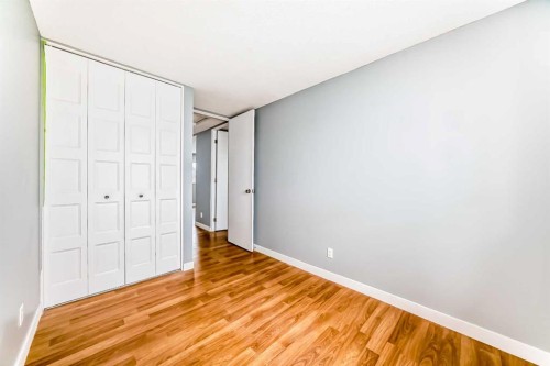232 Marlborough Way Ne, Calgary, AB 