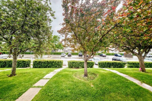 232 Marlborough Way Ne, Calgary, AB 