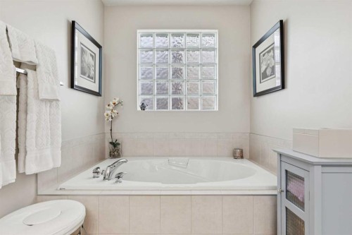 511 Rocky Ridge Drive Nw, Calgary, AB 