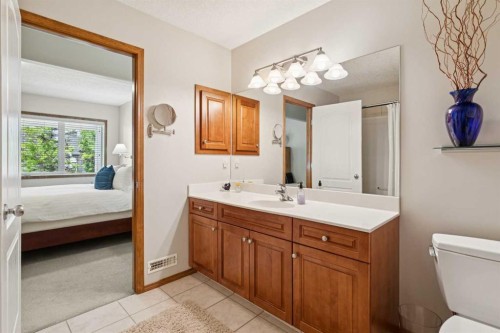 511 Rocky Ridge Drive Nw, Calgary, AB 