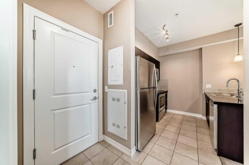 312-117 Copperpond Common Se, Calgary, AB 