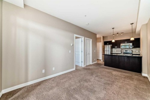 312-117 Copperpond Common Se, Calgary, AB 