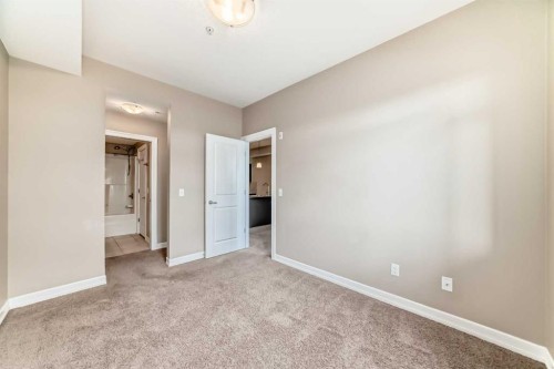312-117 Copperpond Common Se, Calgary, AB 