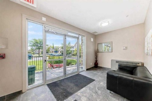 312-117 Copperpond Common Se, Calgary, AB 