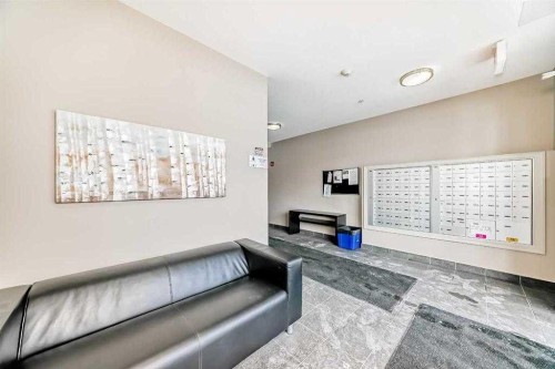 312-117 Copperpond Common Se, Calgary, AB 