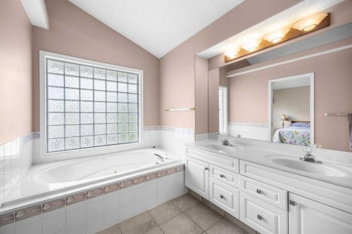 288 Hamptons Terrace Nw, Calgary, AB 