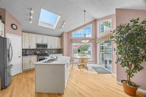 288 Hamptons Terrace Nw, Calgary, AB 