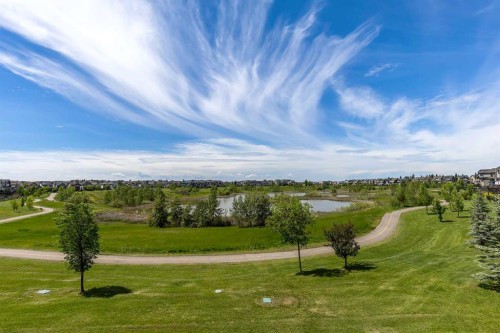 369 Marquis Landing Se, Calgary, AB 