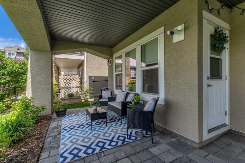 369 Marquis Landing Se, Calgary, AB 