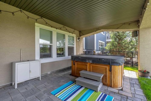369 Marquis Landing Se, Calgary, AB 