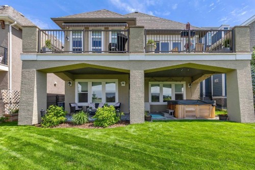 369 Marquis Landing Se, Calgary, AB 