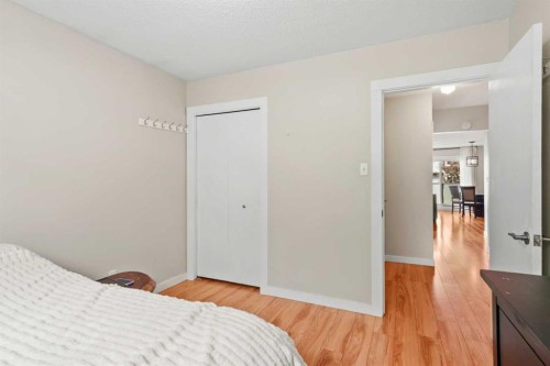 2530 16A Street Nw, Calgary, AB 