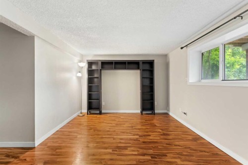 2530 16A Street Nw, Calgary, AB 