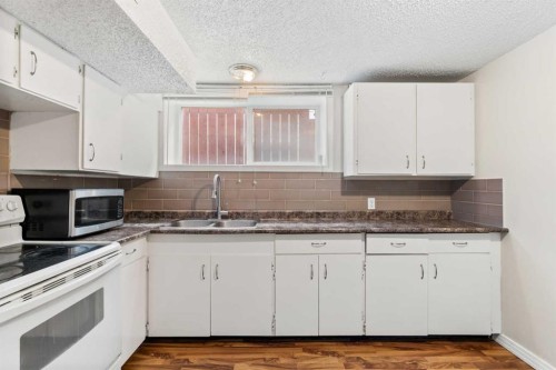 2530 16A Street Nw, Calgary, AB 