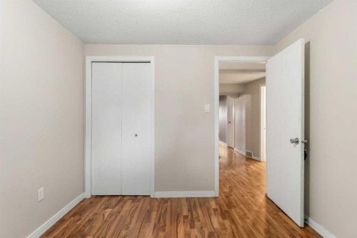 2530 16A Street Nw, Calgary, AB 