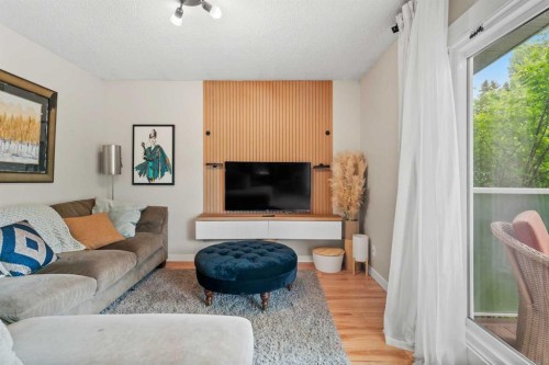 2530 16A Street Nw, Calgary, AB 