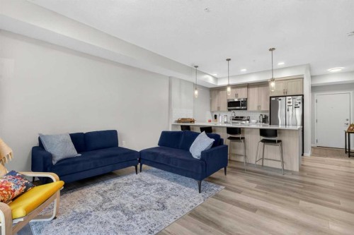 3119-33 Carringham Gate Nw, Calgary, AB 