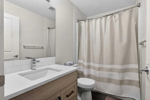 3119-33 Carringham Gate Nw, Calgary, AB 