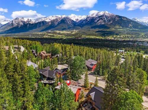 1072 Evergreen, Canmore, AB 