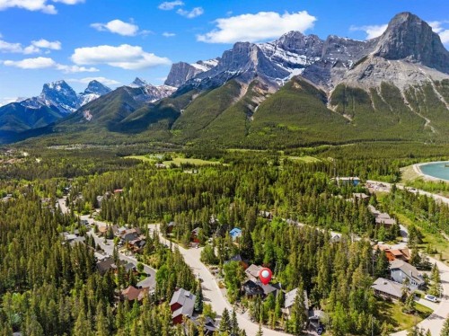 1072 Evergreen, Canmore, AB 