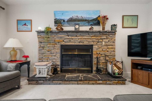 1072 Evergreen, Canmore, AB 