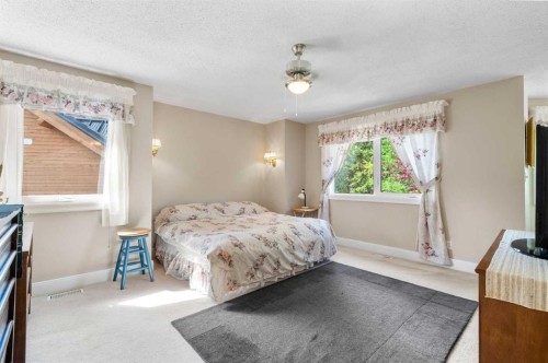 1072 Evergreen, Canmore, AB 