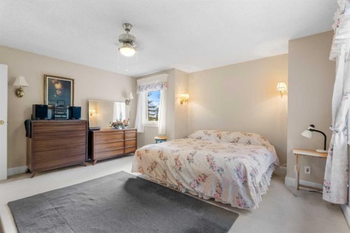 1072 Evergreen, Canmore, AB 