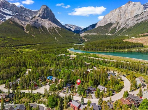 1072 Evergreen, Canmore, AB 