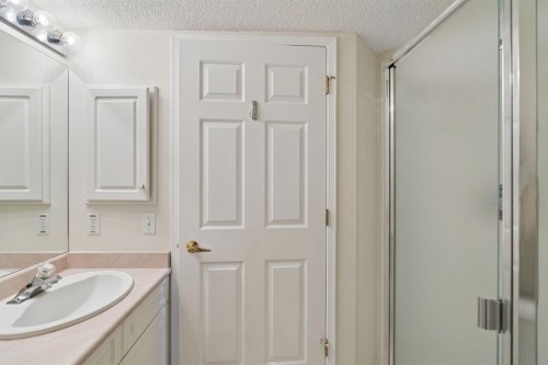 3208-3208 Hawksbrow Point Nw, Calgary, AB 