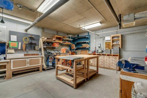 3208-3208 Hawksbrow Point Nw, Calgary, AB 