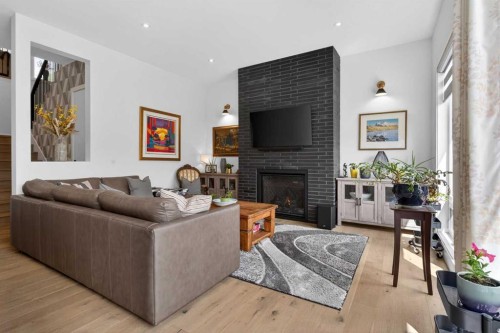 1135A Regent Crescent Ne, Calgary, AB 