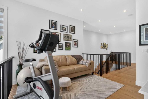1135A Regent Crescent Ne, Calgary, AB 