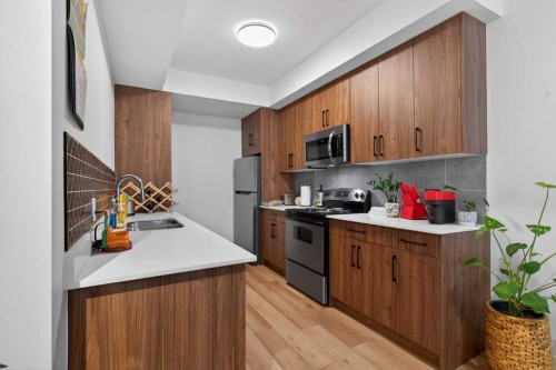 1135A Regent Crescent Ne, Calgary, AB 