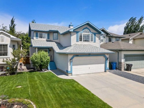 3758 Douglas Ridge Link Se, Calgary, AB 