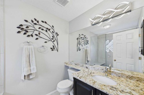 3758 Douglas Ridge Link Se, Calgary, AB 