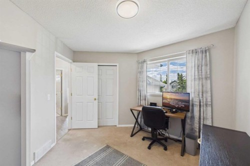 3758 Douglas Ridge Link Se, Calgary, AB 