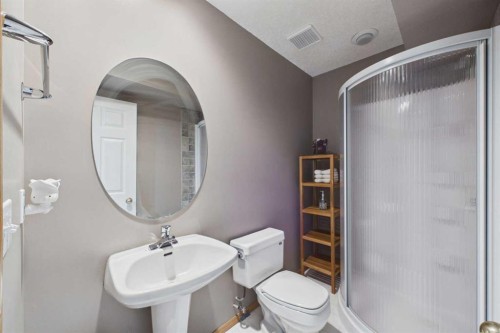 3758 Douglas Ridge Link Se, Calgary, AB 