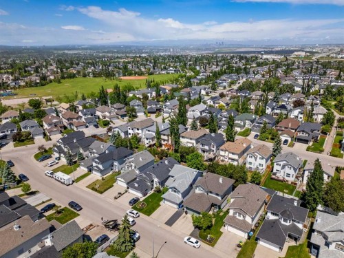 3758 Douglas Ridge Link Se, Calgary, AB 
