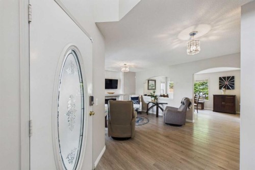 3758 Douglas Ridge Link Se, Calgary, AB 