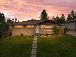 119 Ferncliff Crescent SE Calgary, AB T2H 0V5