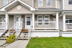 169 Country Village Manor NE Calgary, AB T3K 0L6