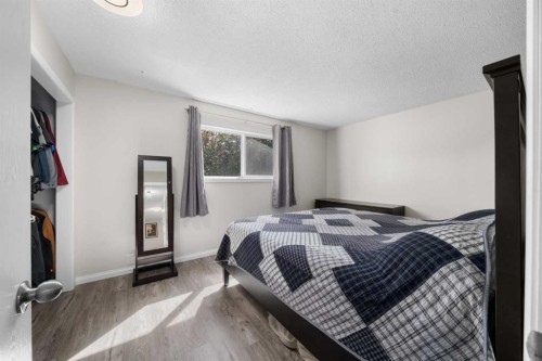 24 Cedardale Rise Sw, Calgary, AB 