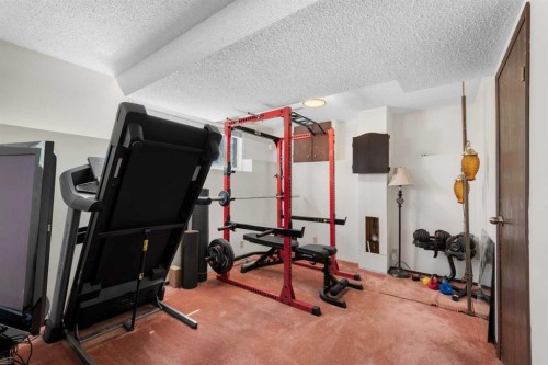 24 Cedardale Rise Sw, Calgary, AB 