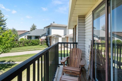 24 Cedardale Rise Sw, Calgary, AB 