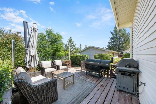 24 Cedardale Rise Sw, Calgary, AB 